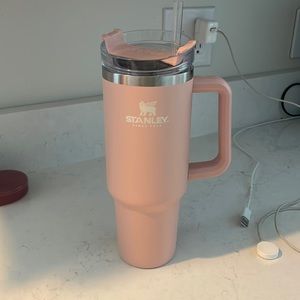 Stanley 40 oz quencher